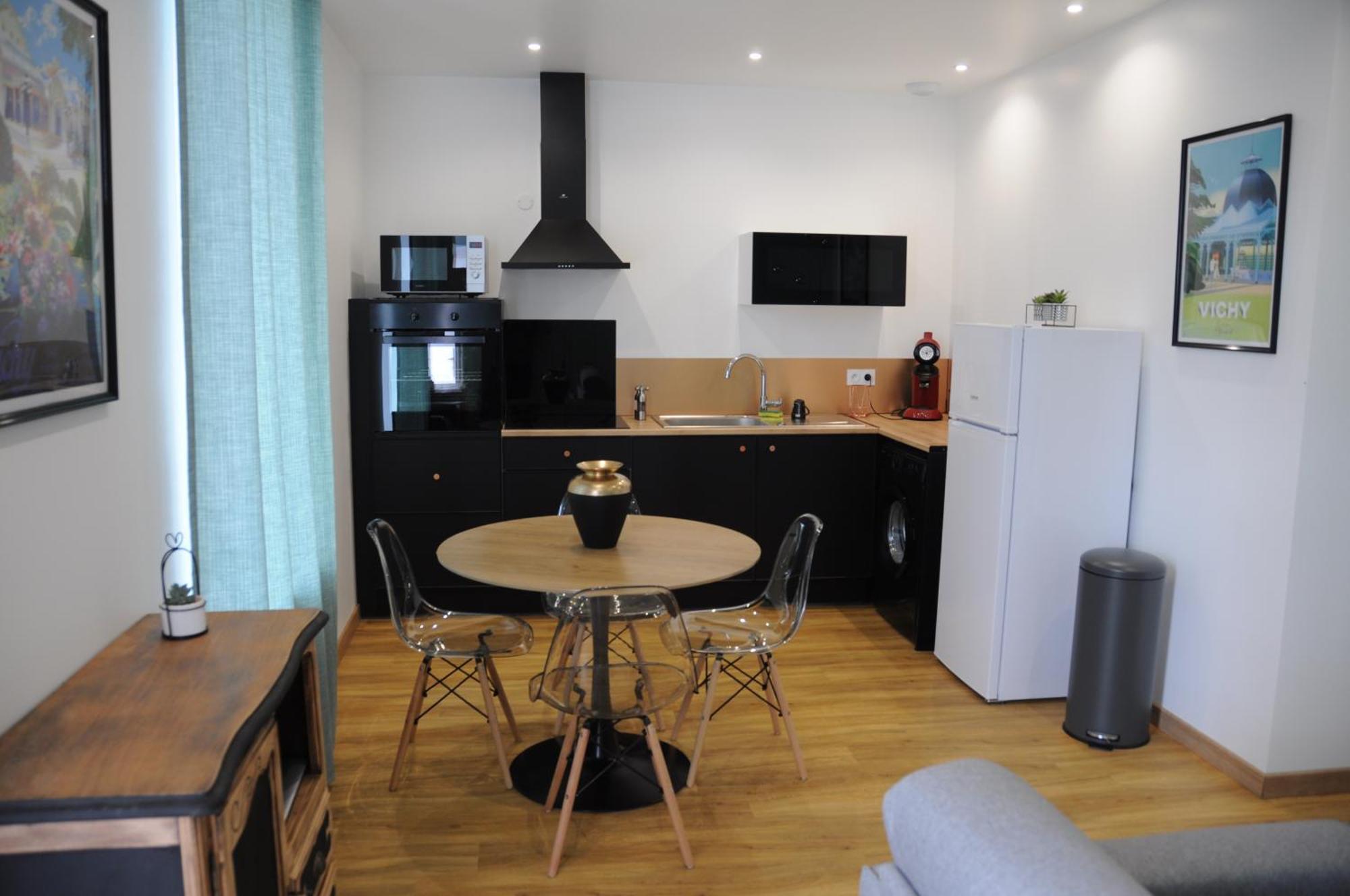 Cosy Saint Yorre Apartment Екстериор снимка